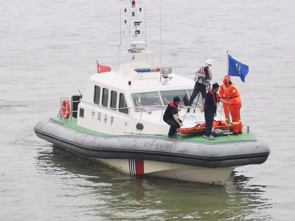 沪杭甬改建工程TJ02项目部开展水上救援Ⅰ级响应应急演练